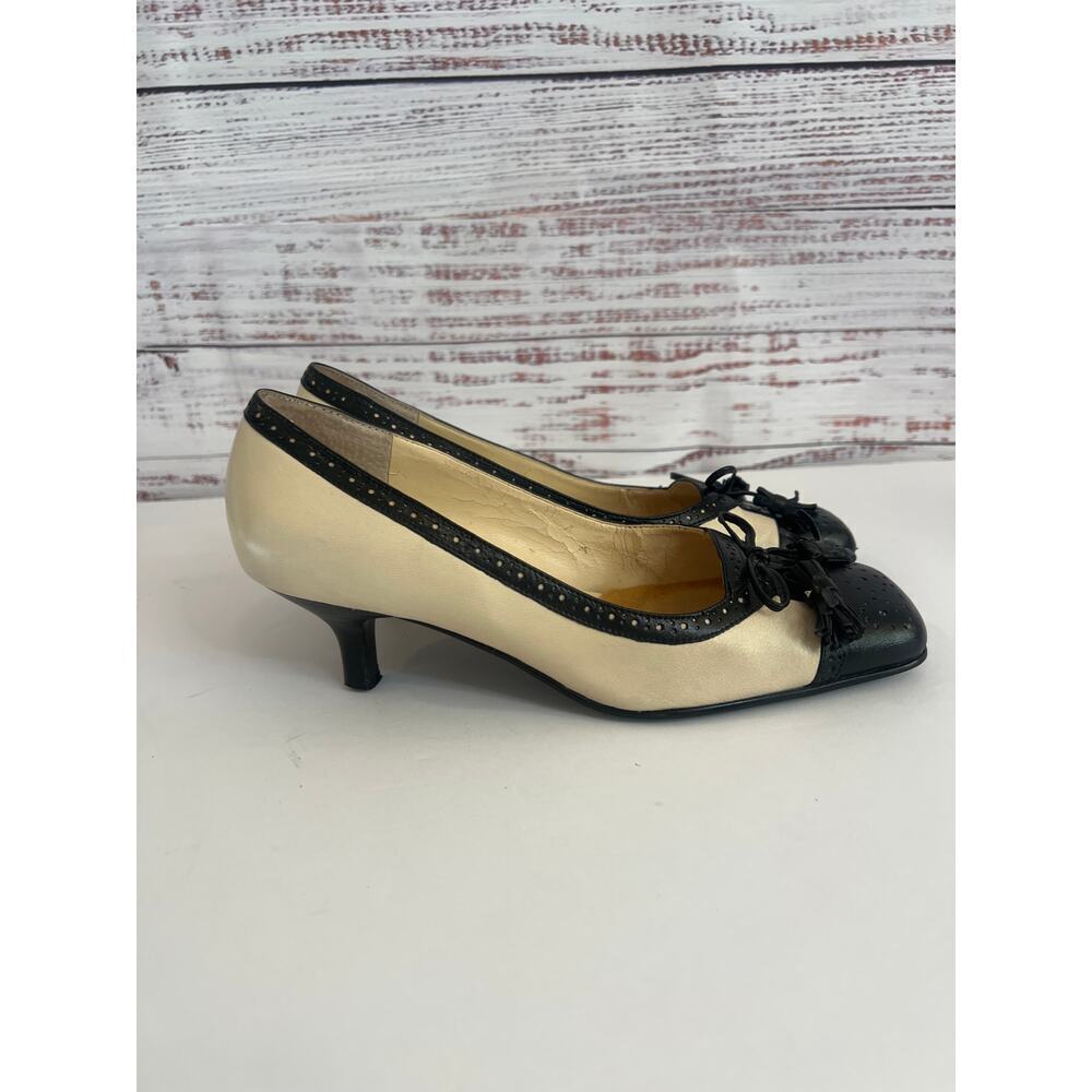 Aerosoles Suitn Tie high heel tassel
pumps cream black size 7 1/2 - Picture 8 of 14
